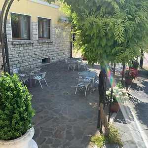 La Pina Hotel