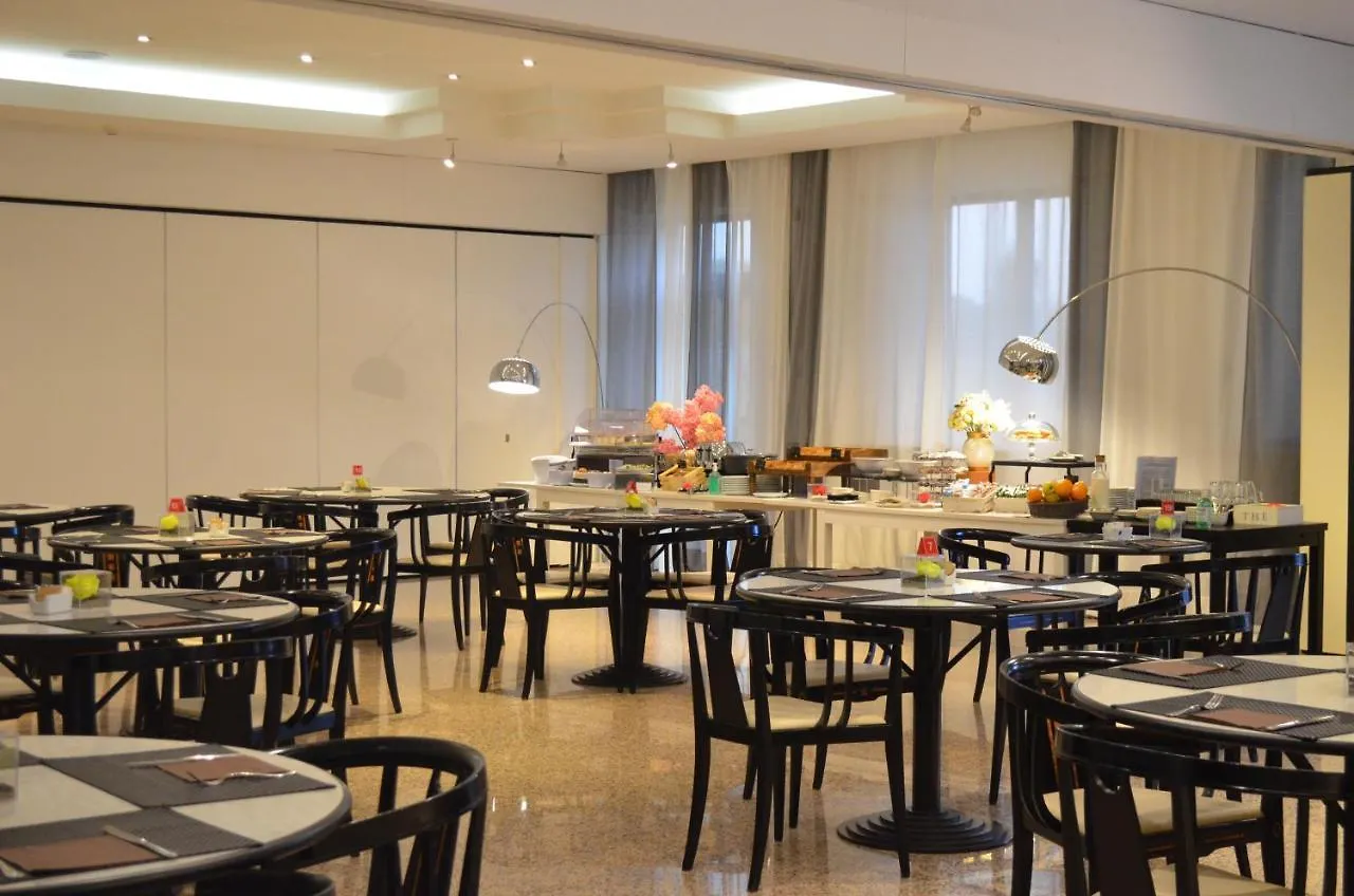 Hotel Diamante Corbetta